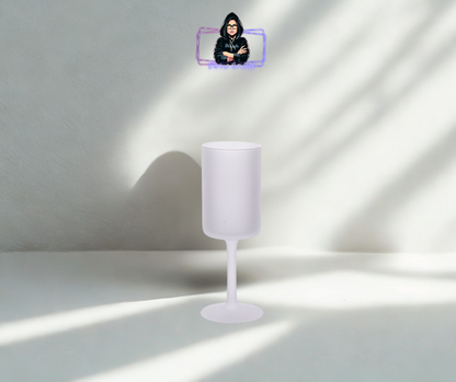 Coupe  en verre givré avec pied