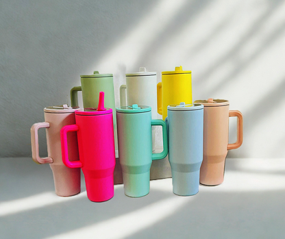 Tasse isotherme 40oz – Sublimation, finition mate, couvercle avec paille flip