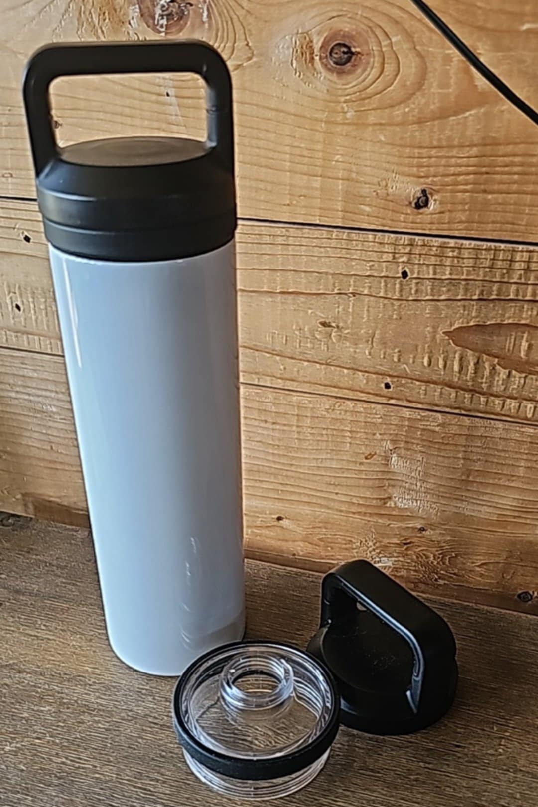 Tumbler vissable avec couvercle yeti